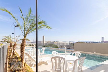 Apartamento à venda com 52m², 2 quartos e 1 vaga Apartamento à venda com 52m², 2 quartos e 1 vagaÁrea comum - Piscina