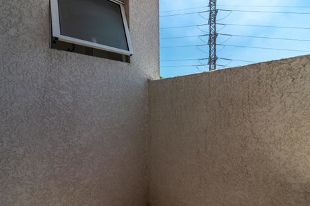 Apartamento para alugar com 45m², 2 quartos e sem vaga Apartamento para alugar com 45m², 2 quartos e sem vagaÁrea de Serviço