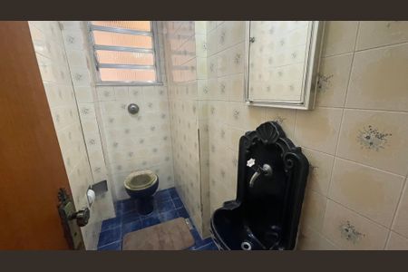 Casa à venda com 400m², 6 quartos e 3 vagasBanheiro social 2
