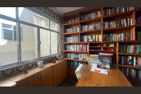 Casa à venda com 400m², 6 quartos e 3 vagasQuarto 3