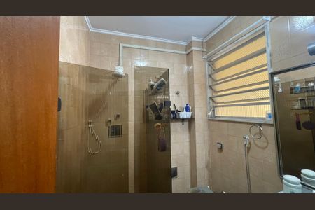 Casa à venda com 400m², 6 quartos e 3 vagasBanheiro da Suíte 1