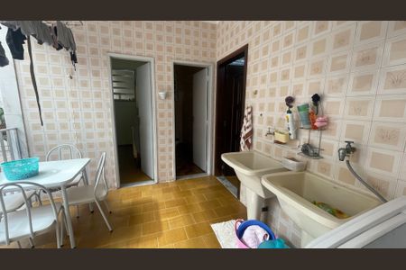 Casa à venda com 400m², 6 quartos e 3 vagasÁrea de Serviço