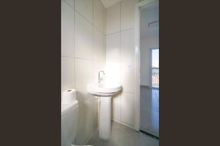 Apartamento para alugar com 39m², 2 quartos e 1 vaga Apartamento para alugar com 39m², 2 quartos e 1 vagaBanheiro