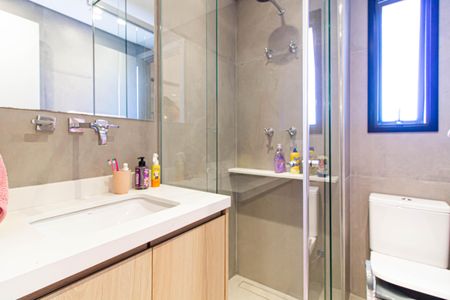 Apartamento à venda com 100m², 3 quartos e 2 vagas Apartamento à venda com 100m², 3 quartos e 2 vagasBanheiro da Suíte 1