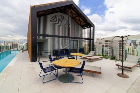 Apartamento à venda com 100m², 3 quartos e 2 vagas Apartamento à venda com 100m², 3 quartos e 2 vagasPiscina