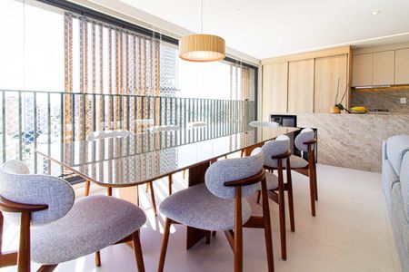 Apartamento à venda com 100m², 3 quartos e 2 vagas Apartamento à venda com 100m², 3 quartos e 2 vagasSala