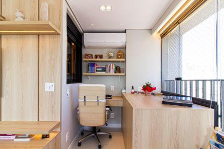 Apartamento à venda com 100m², 3 quartos e 2 vagas Apartamento à venda com 100m², 3 quartos e 2 vagasSala