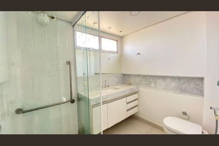 Apartamento à venda com 2 quartos, 90m² em Campo Belo, São Paulo