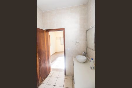 Casa para alugar com 100m², 2 quartos e sem vaga Casa para alugar com 100m², 2 quartos e sem vagaBanheiro da Suíte