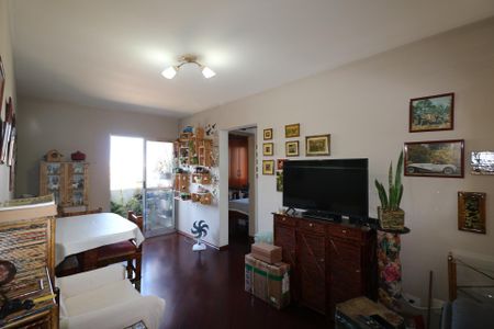 Apartamento à venda com 52m², 2 quartos e 1 vaga Apartamento à venda com 52m², 2 quartos e 1 vagaSala