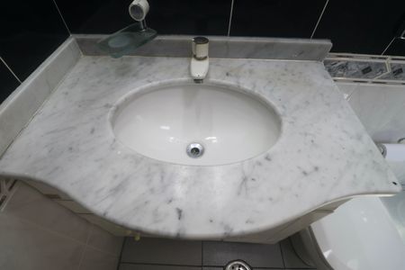 Apartamento para alugar com 77m², 3 quartos e 1 vaga Apartamento para alugar com 77m², 3 quartos e 1 vagaBanheiro Social