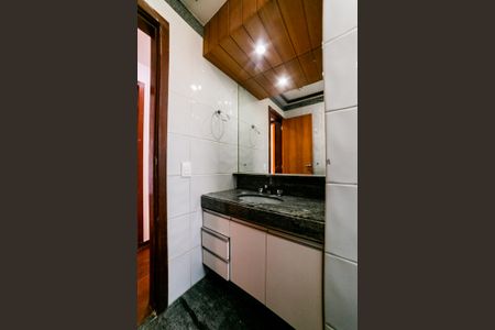 Apartamento para alugar com 150m², 4 quartos e 2 vagas Apartamento para alugar com 150m², 4 quartos e 2 vagasBanheiro Social