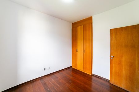 Apartamento para alugar com 150m², 4 quartos e 2 vagas Apartamento para alugar com 150m², 4 quartos e 2 vagasQuarto 3