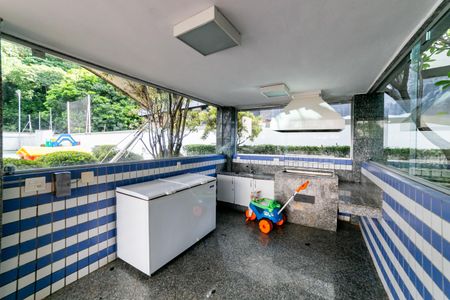 Apartamento para alugar com 150m², 4 quartos e 2 vagas Apartamento para alugar com 150m², 4 quartos e 2 vagasÁrea comum - Churrasqueira