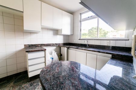 Apartamento para alugar com 150m², 4 quartos e 2 vagas Apartamento para alugar com 150m², 4 quartos e 2 vagasCozinha