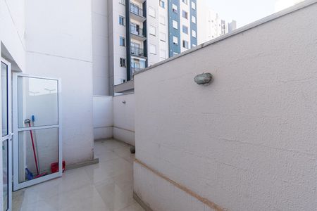 Apartamento à venda com 49m², 1 quarto e 1 vaga Apartamento à venda com 49m², 1 quarto e 1 vagaVaranda