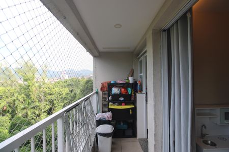 Apartamento à venda com 67m², 2 quartos e 1 vagaSala - Varanda