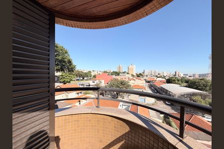 Apartamento à venda com 133m², 3 quartos e 2 vagasQuarto 2 - Varanda