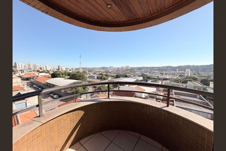 Apartamento à venda com 133m², 3 quartos e 2 vagasQuarto 2 - Varanda