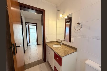 Apartamento à venda com 133m², 3 quartos e 2 vagasBanheiro Social