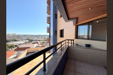 Apartamento à venda com 133m², 3 quartos e 2 vagasSacada