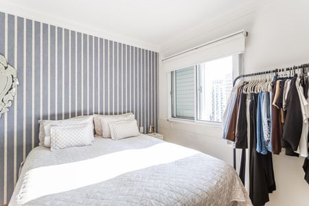 Apartamento à venda com 112m², 3 quartos e 3 vagas Apartamento à venda com 112m², 3 quartos e 3 vagasQuarto Suíte