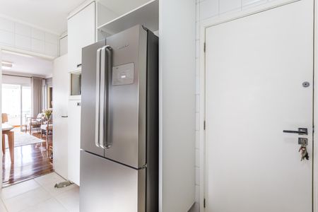 Apartamento à venda com 112m², 3 quartos e 3 vagas Apartamento à venda com 112m², 3 quartos e 3 vagasCozinha