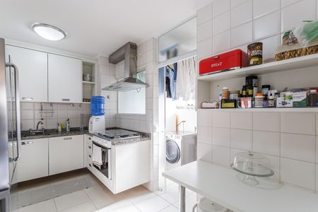 Apartamento à venda com 112m², 3 quartos e 3 vagas Apartamento à venda com 112m², 3 quartos e 3 vagasCozinha