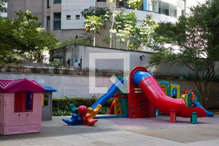 Apartamento à venda com 112m², 3 quartos e 3 vagas Apartamento à venda com 112m², 3 quartos e 3 vagasÁrea comum - Playground
