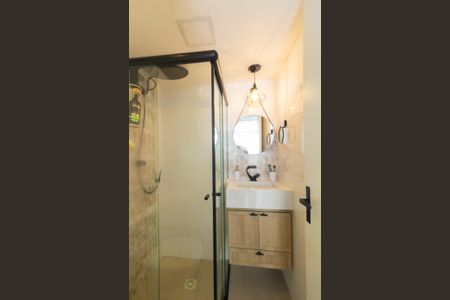 Apartamento para alugar com 40m², 2 quartos e 1 vaga Apartamento para alugar com 40m², 2 quartos e 1 vagaBanheiro