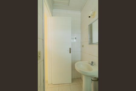 Casa de condomínio para alugar com 90m², 3 quartos e 1 vaga Casa de condomínio para alugar com 90m², 3 quartos e 1 vagaBanheiro Social