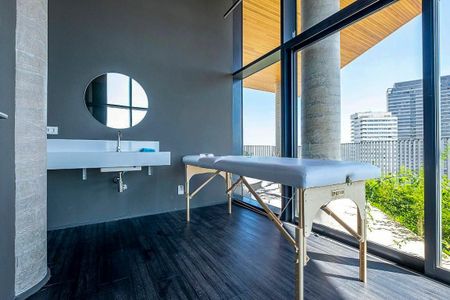 Apartamento para alugar com 127m², 2 quartos e 2 vagas Apartamento para alugar com 127m², 2 quartos e 2 vagasÁrea Comum - Sala de Massagem