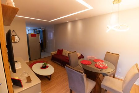Sala de apartamento para alugar com 2 quartos, 48m² em Maria Paula, São Gonçalo