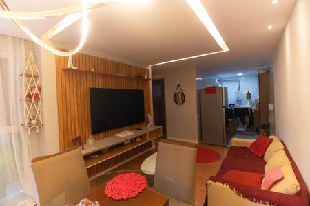 Sala de apartamento para alugar com 2 quartos, 48m² em Maria Paula, São Gonçalo