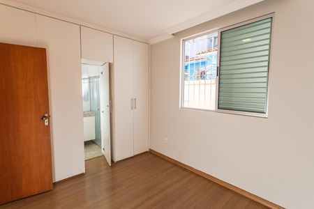 Apartamento para alugar com 65m², 2 quartos e 1 vaga Apartamento para alugar com 65m², 2 quartos e 1 vagaSuíte 1