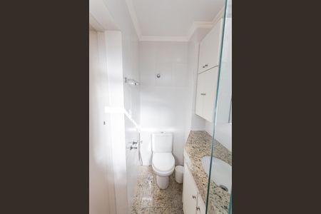 Apartamento para alugar com 65m², 2 quartos e 1 vaga Apartamento para alugar com 65m², 2 quartos e 1 vagaBanheiro da Suíte 1