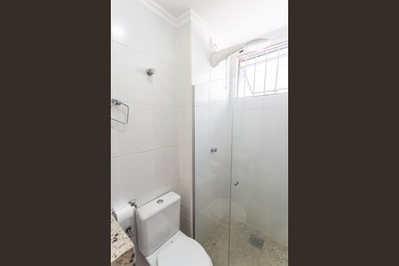 Apartamento para alugar com 65m², 2 quartos e 1 vaga Apartamento para alugar com 65m², 2 quartos e 1 vagaBanheiro da Suíte 2