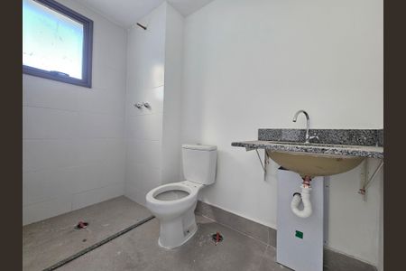 Apartamento à venda com 46m², 2 quartos e sem vaga Apartamento à venda com 46m², 2 quartos e sem vagaBanheiro da Suíte