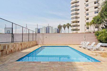 Apartamento à venda com 63m², 2 quartos e 1 vagaÁrea comum - Piscina