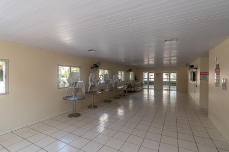 Apartamento à venda com 45m², 2 quartos e 1 vaga Apartamento à venda com 45m², 2 quartos e 1 vagaÁrea comum - Salão de festas