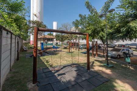 Apartamento à venda com 45m², 2 quartos e 1 vaga Apartamento à venda com 45m², 2 quartos e 1 vagaÁrea comum - Playground