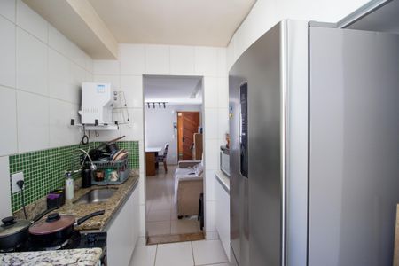 Apartamento para alugar com 47m², 2 quartos e 1 vaga Apartamento para alugar com 47m², 2 quartos e 1 vagaCozinha e Área de Serviço