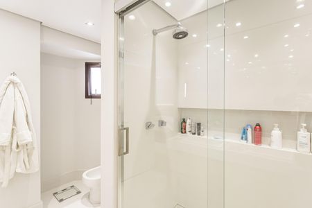 Apartamento à venda com 148m², 3 quartos e 3 vagasBanheiro da Suíte