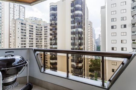 Apartamento à venda com 148m², 3 quartos e 3 vagasVaranda