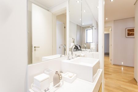 Apartamento à venda com 148m², 3 quartos e 3 vagasBanheiro Social