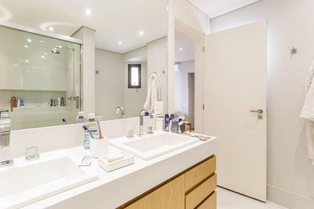Apartamento à venda com 148m², 3 quartos e 3 vagasBanheiro da Suíte