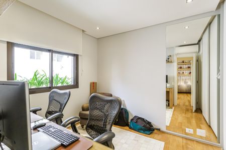 Apartamento à venda com 148m², 3 quartos e 3 vagasQuarto 2