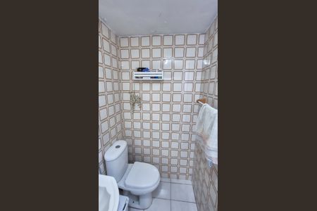 Apartamento à venda com 66m², 2 quartos e 1 vagaBanheiro 