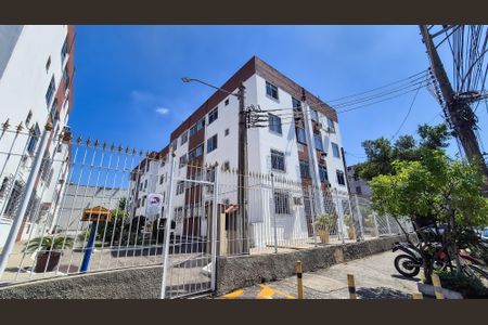 Apartamento à venda com 66m², 2 quartos e 1 vagaEntrada para os Blocos