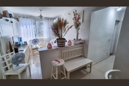 Sala  de apartamento à venda com 2 quartos, 66m² em Vaz Lobo, Rio de Janeiro